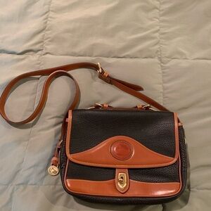 Dooney&Bourke Authentic Vintage Brand New Classic​​​​​​​​​​​​​​​​​​​